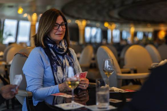 ©Oceania Cruises Oceania Riviera Card Games.jpg
